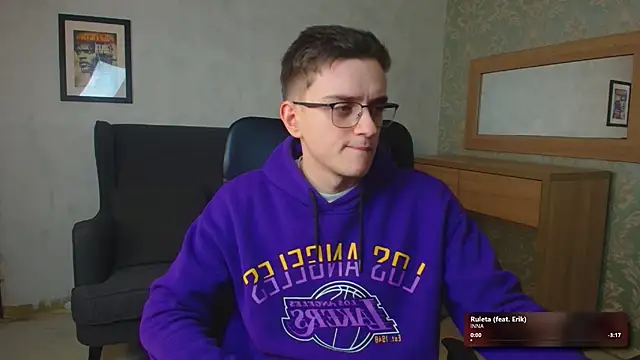 دردشة FelixStarkk الجنسية المباشرة