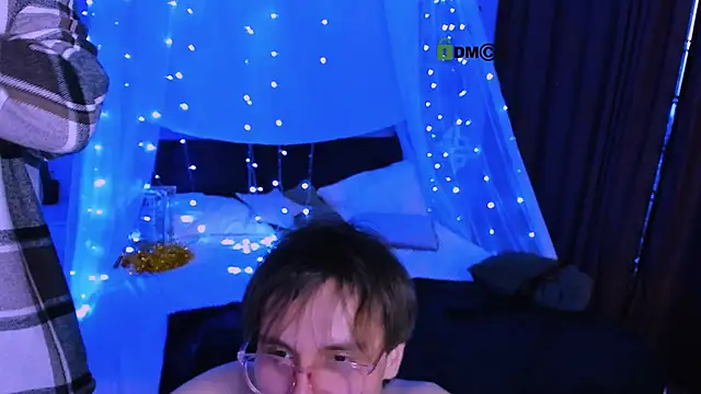 Czat XXX na żywo – michael_strong1