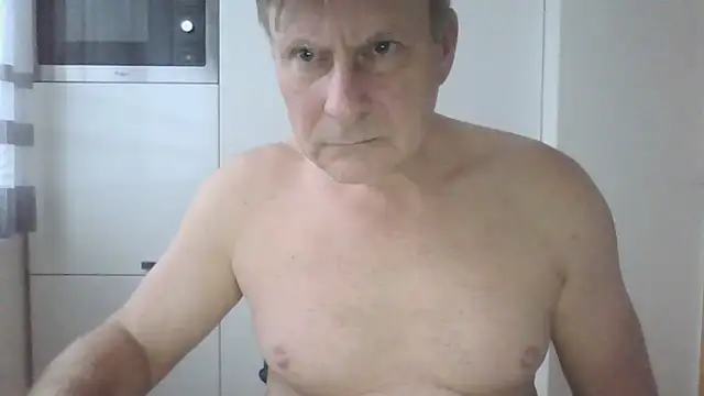 johnnym1 Chat XXX live