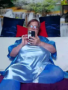 QueenPammy1's Live XXX Chat