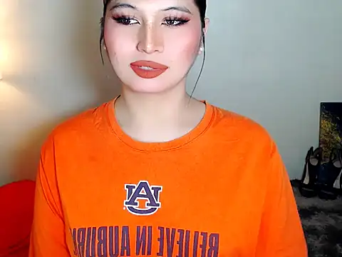 NaomiSmall's Live XXX Chat