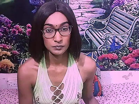 IndianRebel4u2Luv Live XXX-Chat