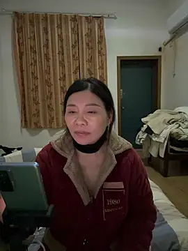 xiiuuff18's Live XXX Chat