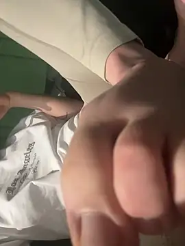 ravenryx 即時 XXX 聊天