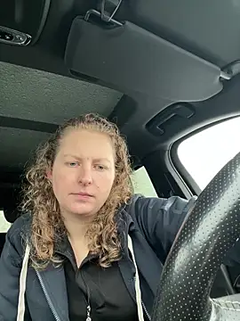 Girlnina-1995's Live XXX Chat