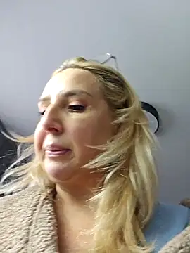 MariaRichi_'s Live XXX Chat