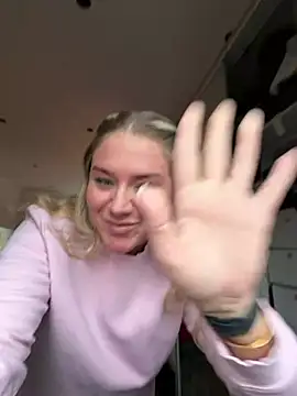 Golidelovee's Live XXX Chat