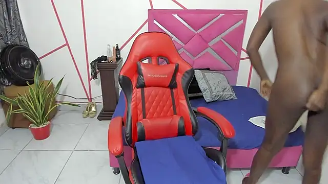 Chatroom XXX en direct de stNatashaBrunette