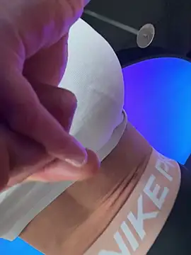 F3ckd0lllucy Webcam-Show