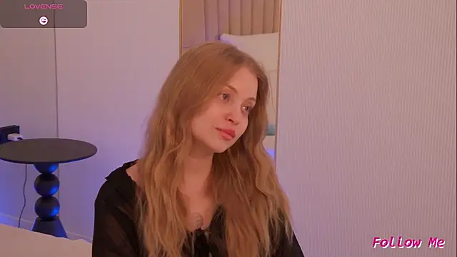 DorisHell's Live XXX Chat