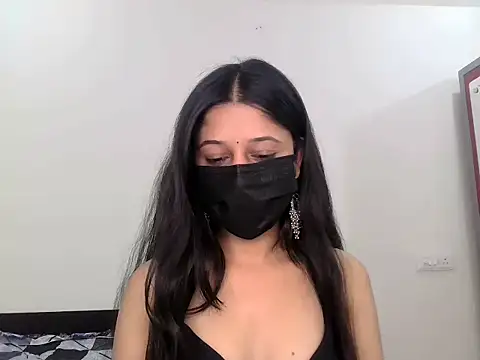 GUDIYA_BAB – Live XXX-chat