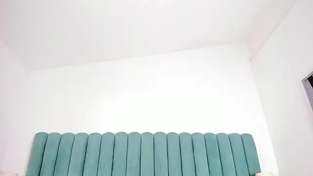 FrancescaSkuirt Chat XXX in diretta