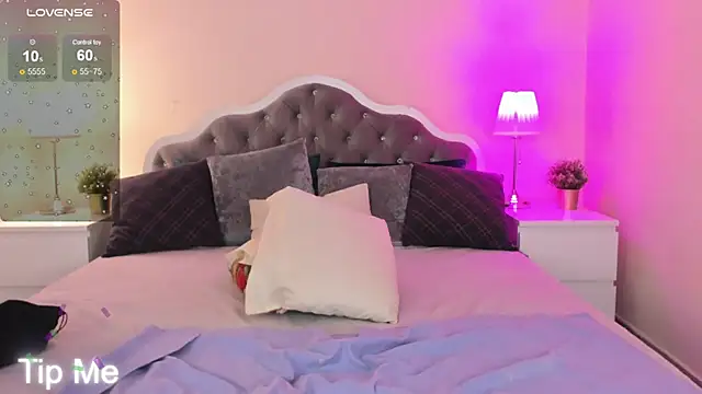 katymeaw's Live XXX Chat