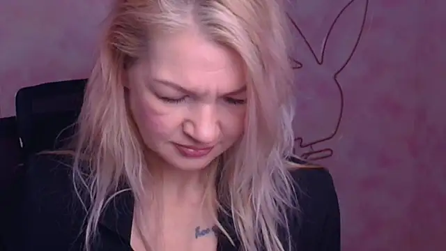 Madonna_Fire's Live XXX Chat