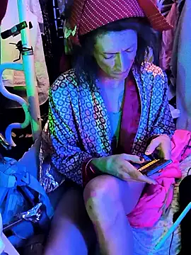 gurlnips: онлайн-секс-чат