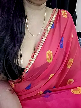 kaamuk_shweta live XXX chat