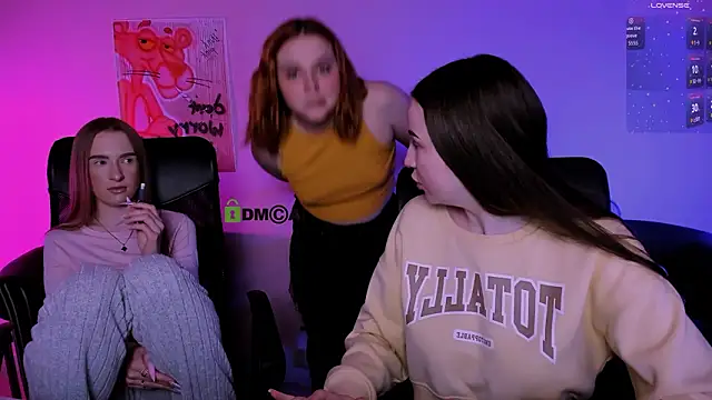 leslie_bird: онлайн-секс-чат