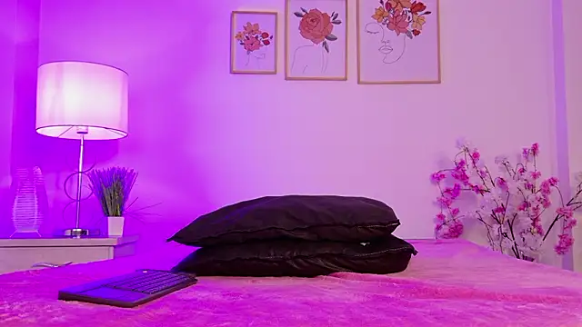 dark_angell77's Live XXX Chat