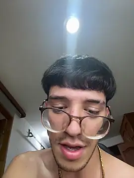 Chat XXX en directo de ArthurDavies_