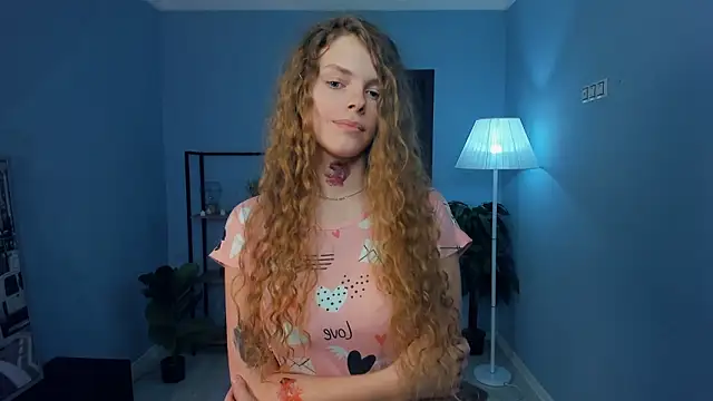 RayaNenlia's Live XXX Chat