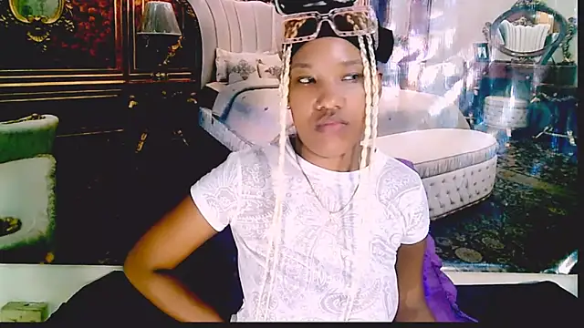 EroticSexyPrada's Live XXX Chat