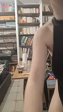 LadyFreyna Show Webcam