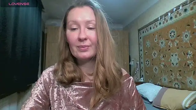 دردشة AnnaXLovers الجنسية المباشرة