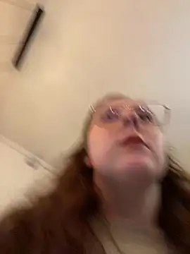 XXX chat uživo modela cinnabon_