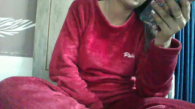 shalini_fire's Live XXX Chat