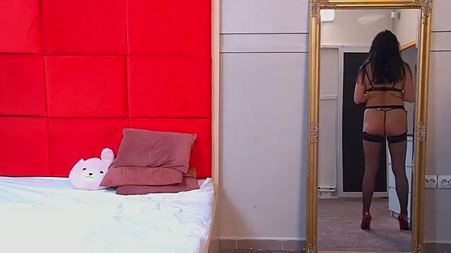 LanaBanner's Live XXX Chat