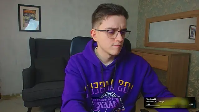 دردشة FelixStarkk الجنسية المباشرة