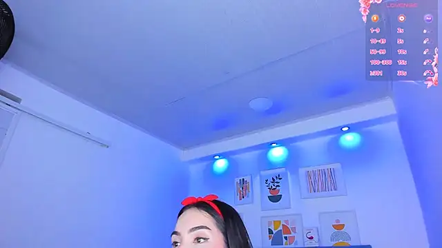 milk_candy18 – Live XXX-chat