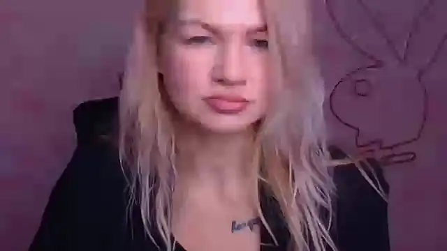 Madonna_Fire's Live XXX Chat