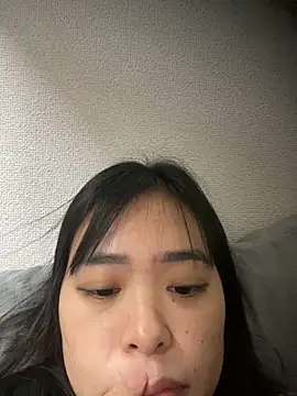 CUTEBABY-69's Live XXX Chat