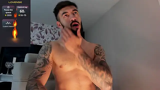 Chat +18 de MarkWalker__ ao vivo