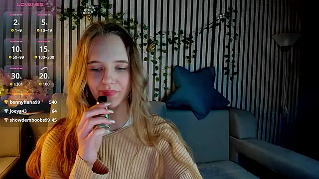 Casey_Sweeet's Live XXX Chat