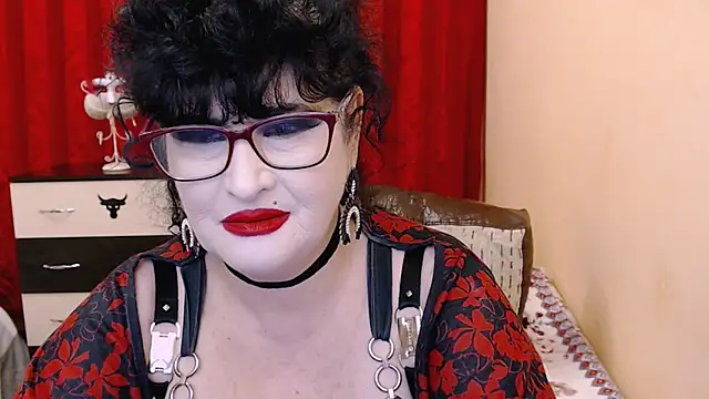 QuuenOfSin – Live XXX-chat