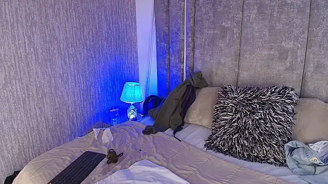 Chat +18 de GiselOrtiz ao vivo