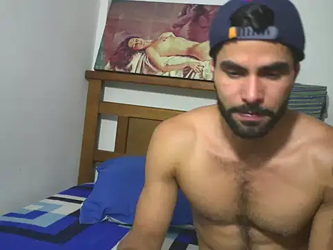 hideonbush051's Webcam Show