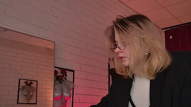 Chat XXX en directo de TinaDavil