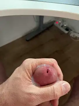 mikiss789: διαδικτυακό σόου στην κάμερα