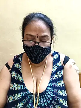 XXX chat uživo modela jyosthna