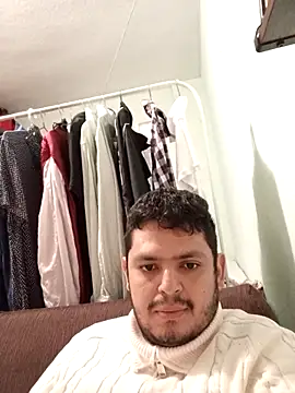 Revilo30 在線直播表演