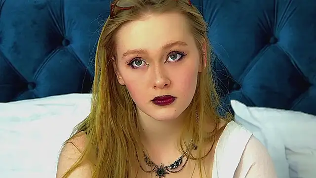 AgataFoxley: онлайн-секс-чат