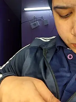 Ruma143 现场XXX聊天