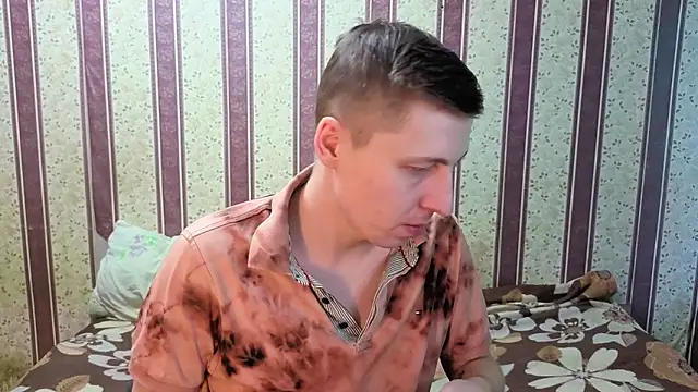 darienlarge: онлайн-секс-чат