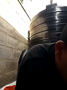 Broan_me – Kamerová šou