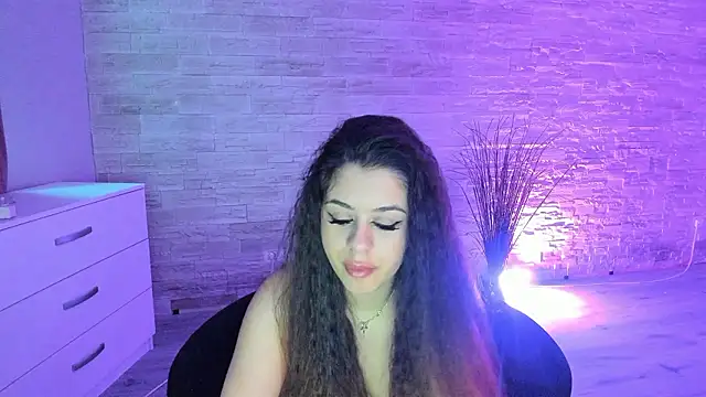 BellaNoir_'s Live XXX Chat