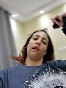 Chat +18 de Tamy_Ederli ao vivo