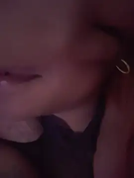 6lue6a6y69 Adlı Modelin Canlı XXX Sohbeti